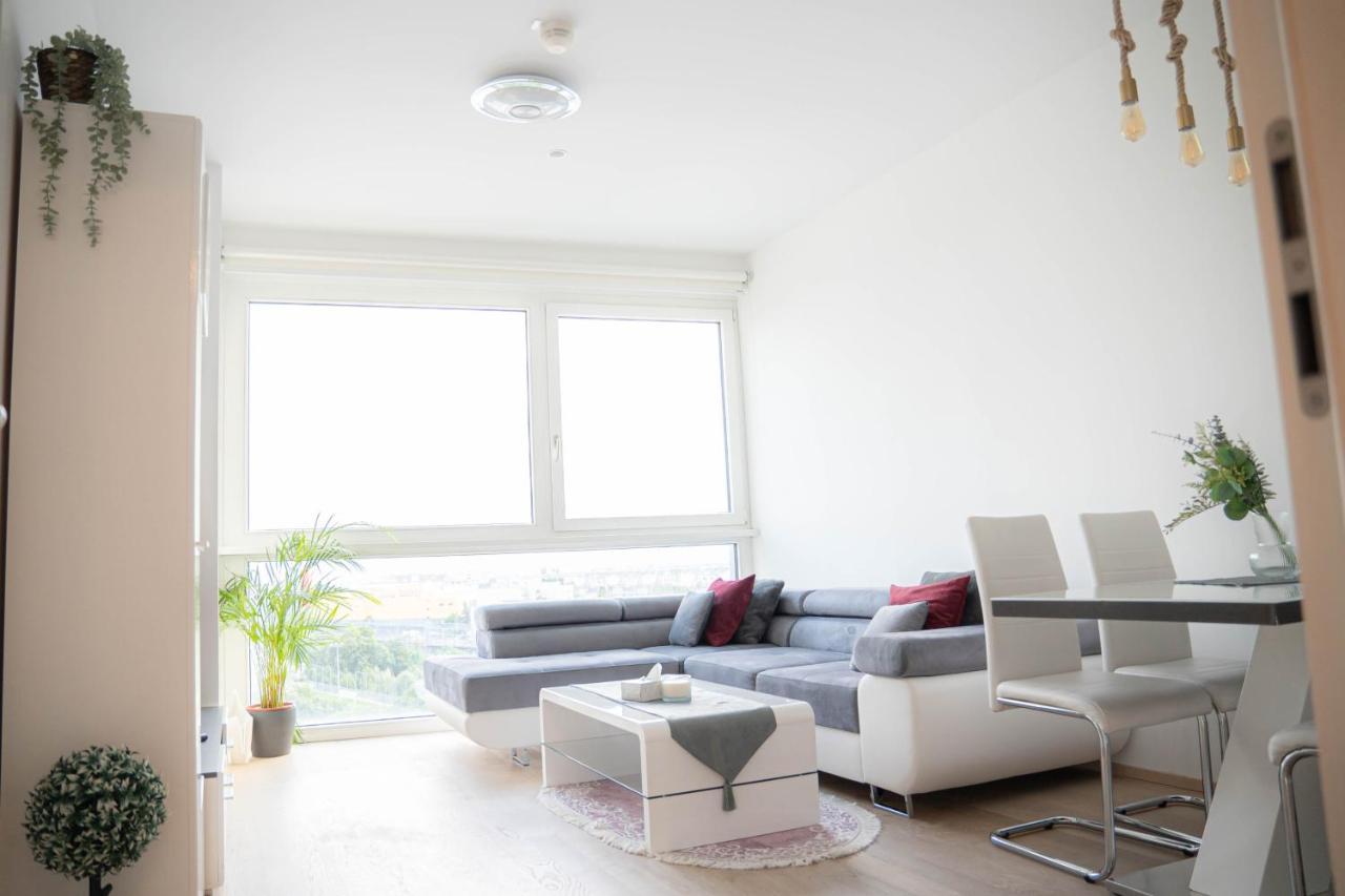 Апартаменти Restify10 - Skyline View - Fitness - Garge - Modern Відень Екстер'єр фото